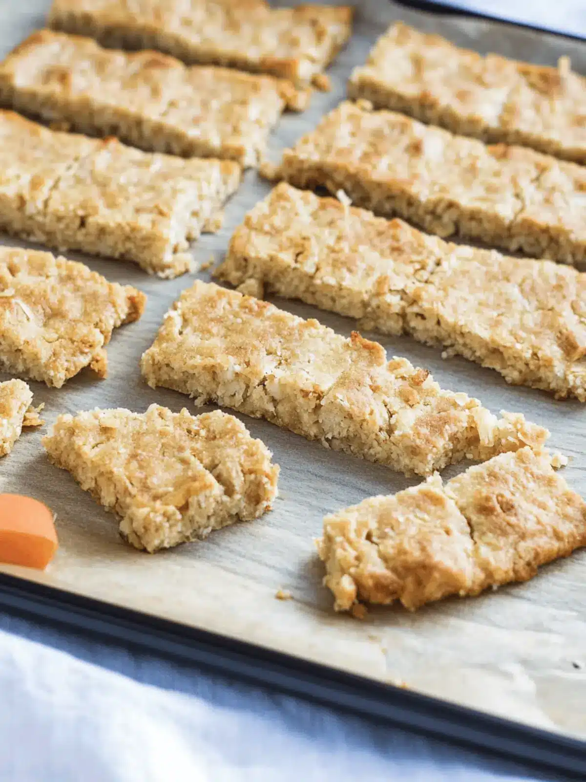 Apple-Cinnamon-Oatmeal-Bar from the oven